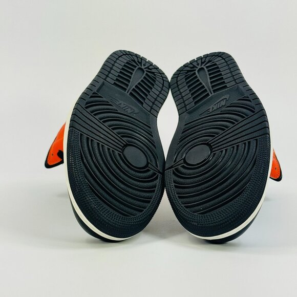 Air Jordan 1 Mid 'Black Toe Starfish' DQ8426-801 size 11.5 - Picture 7 of 8